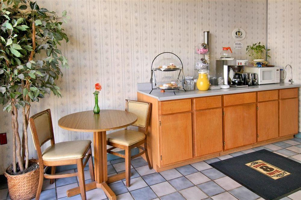 Peoria Inn Tulsa Eksteriør bilde